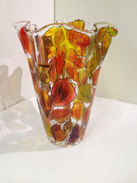 fluted leaf vase